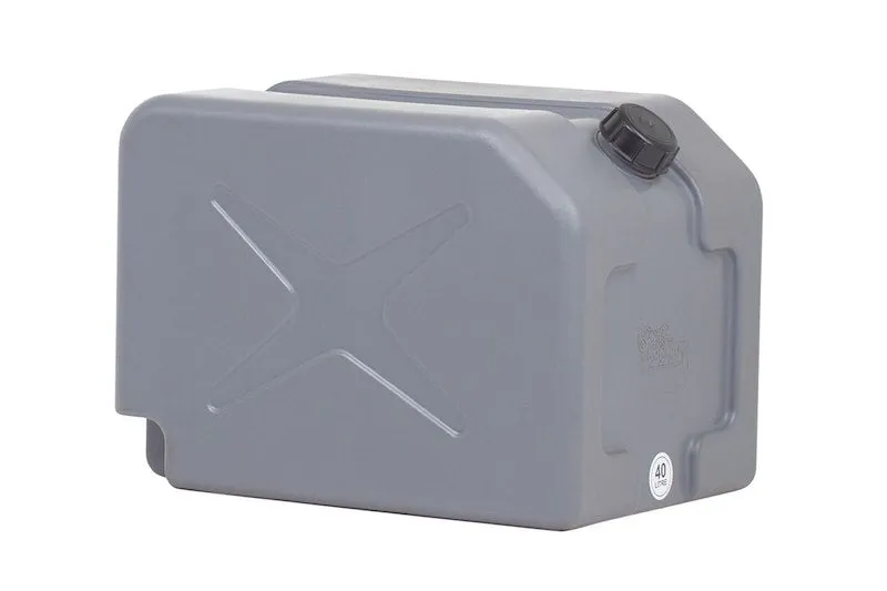 2. 40L DOUBLE JERRY CAN WITH BARBED
