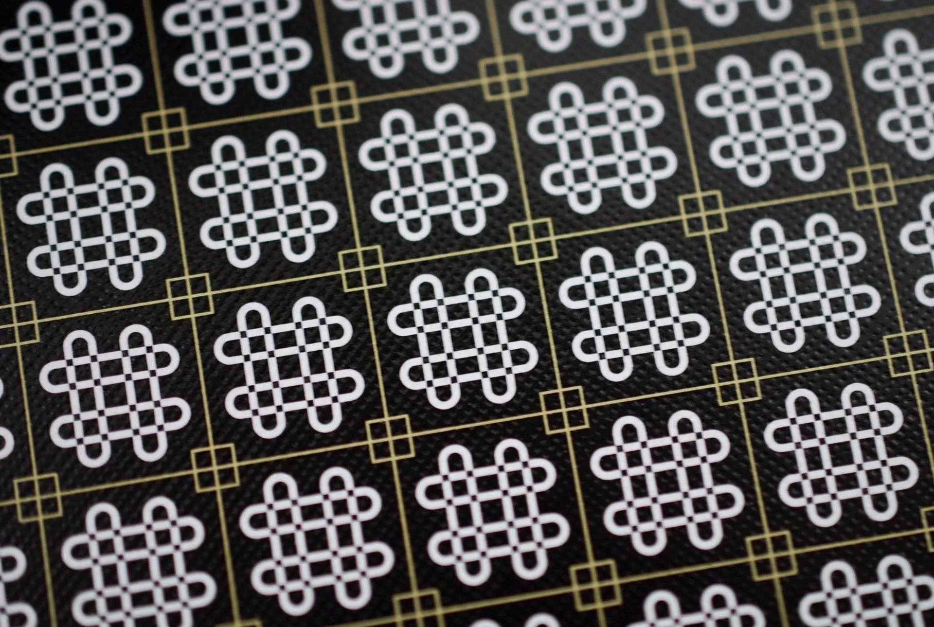 Black Mint: Limited Edition