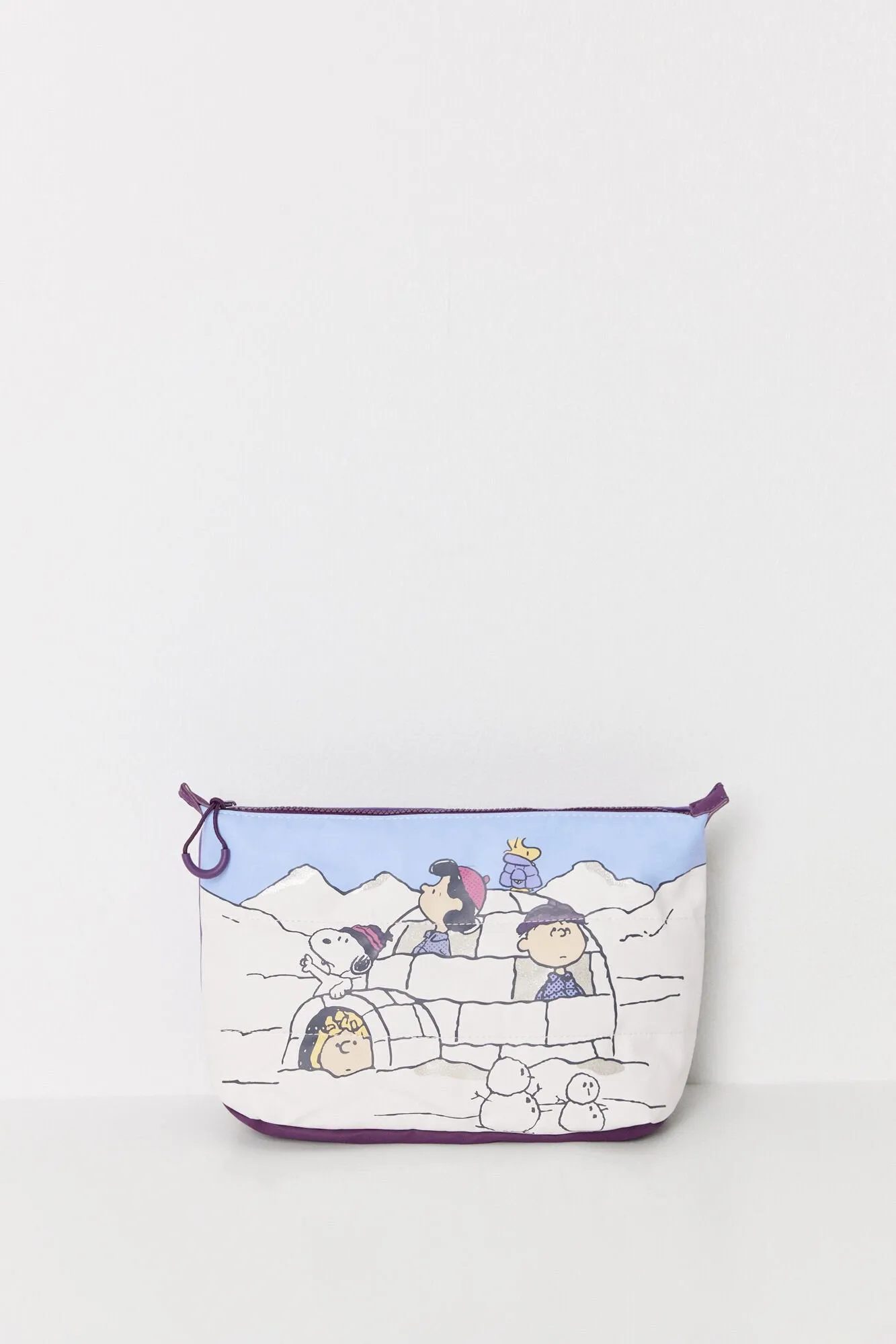 Large rectangular Snoopy toiletry bag