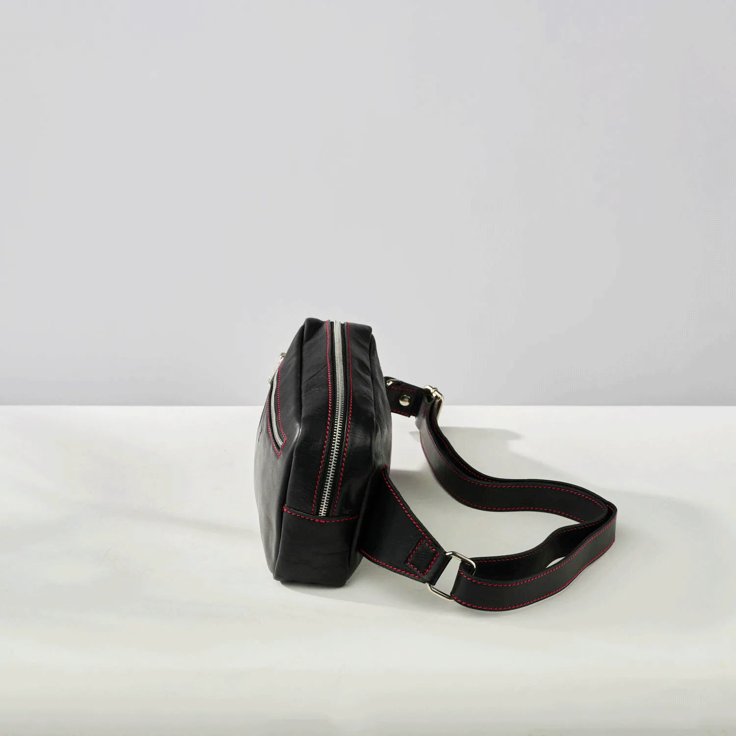 Otto Sling Bag Rosso Nero