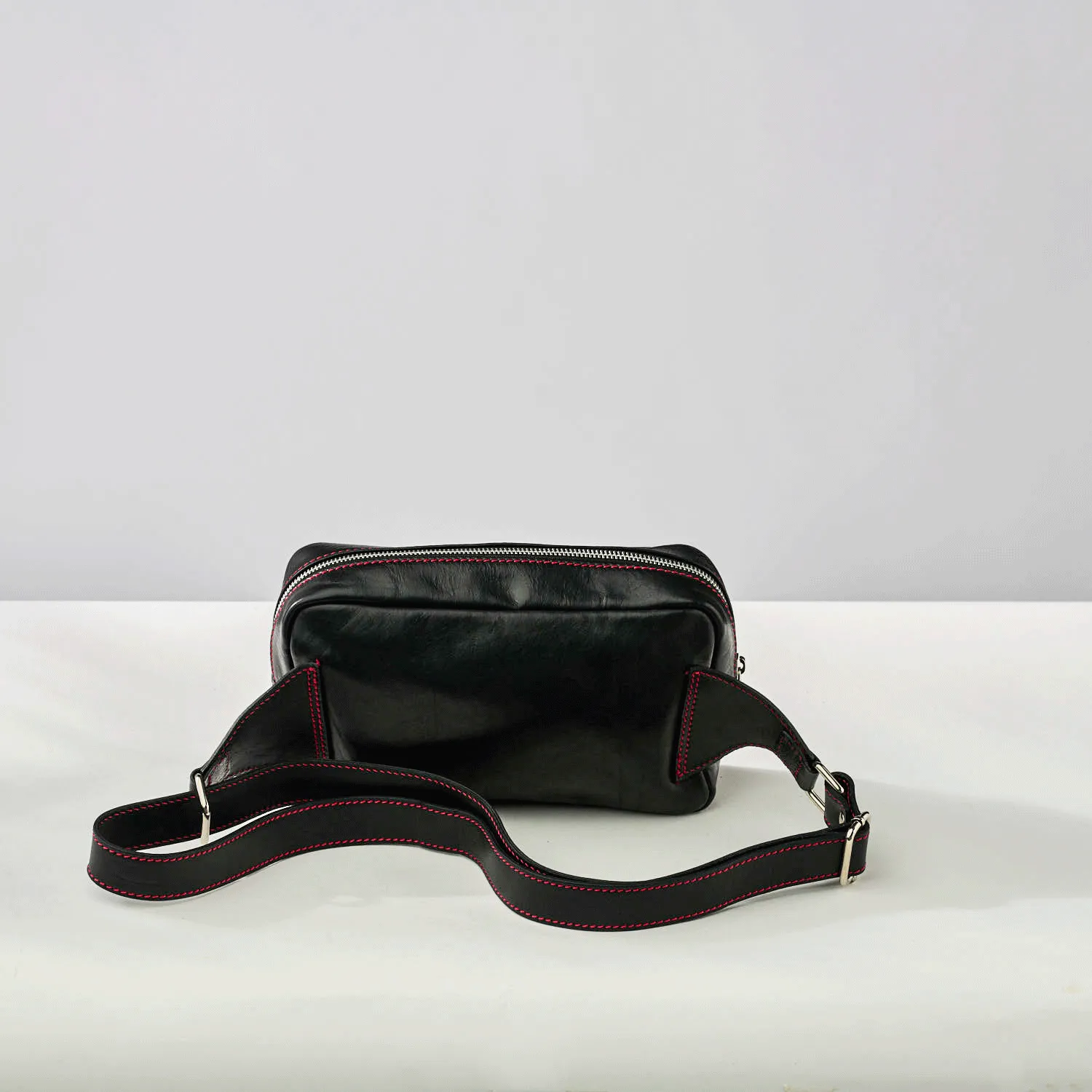 Otto Sling Bag Rosso Nero