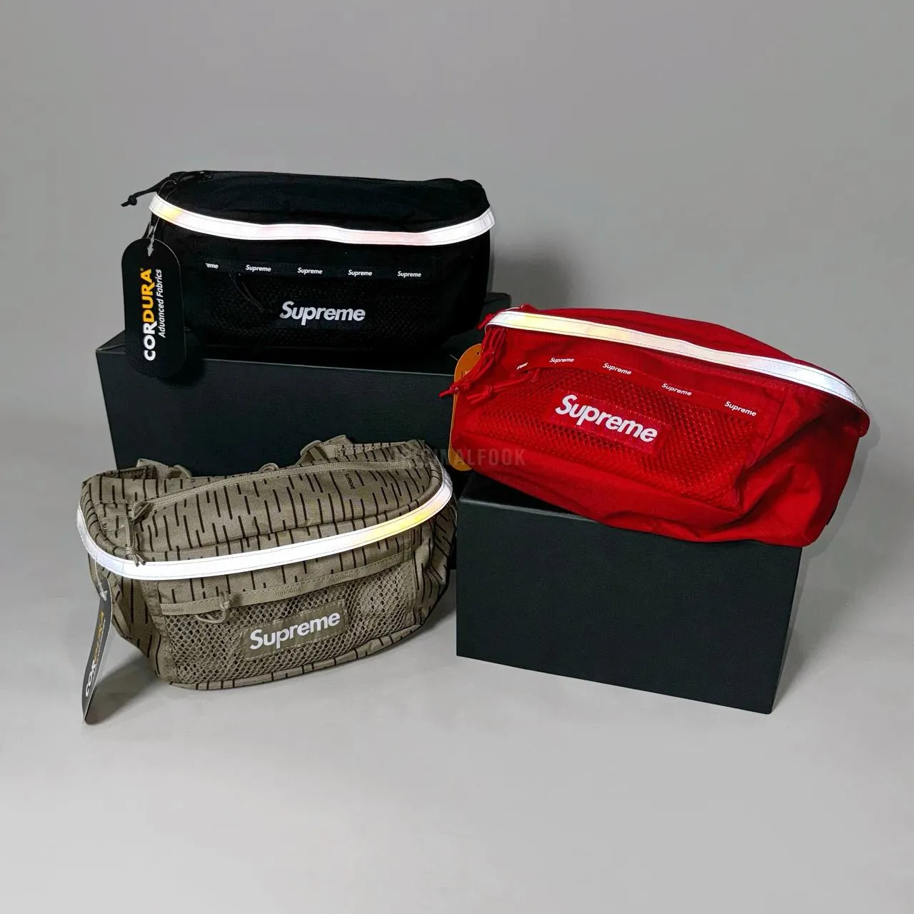 Supreme Reflective Waist Bag Red
